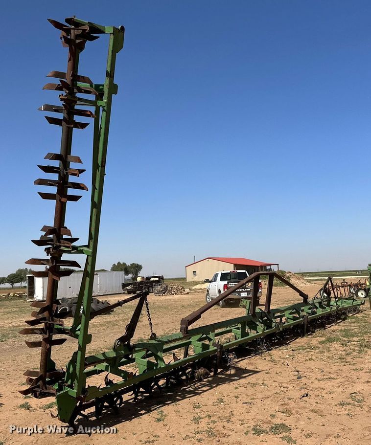 image for item DQ1463 Phares Wilkins  sandfighter