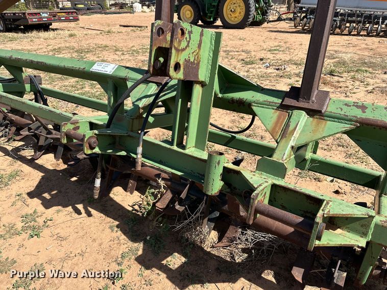 image for item DQ1463 Phares Wilkins  sandfighter