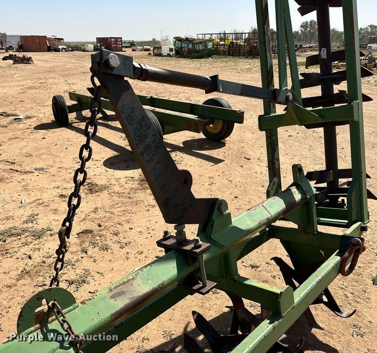 image for item DQ1463 Phares Wilkins  sandfighter