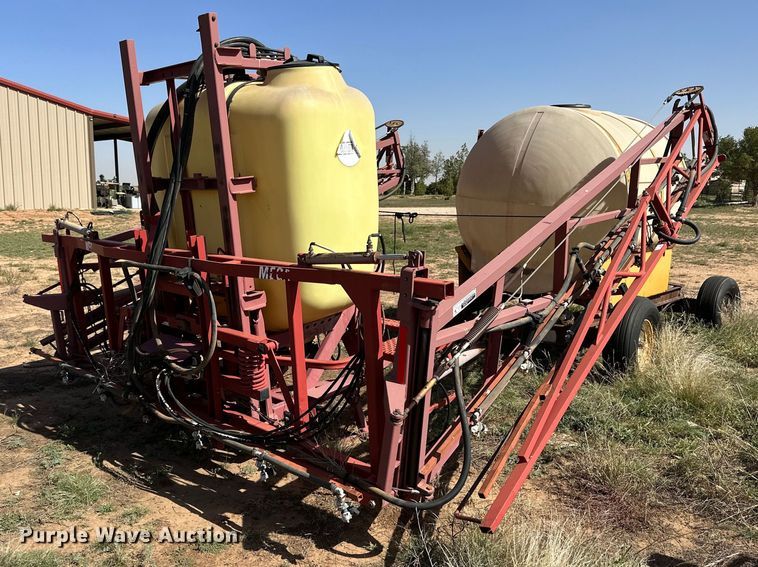 image for item DQ1467 Hardi MEGA 350  sprayer