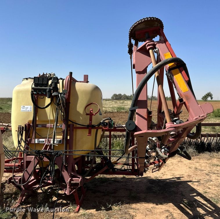 image for item DQ1467 Hardi MEGA 350  sprayer