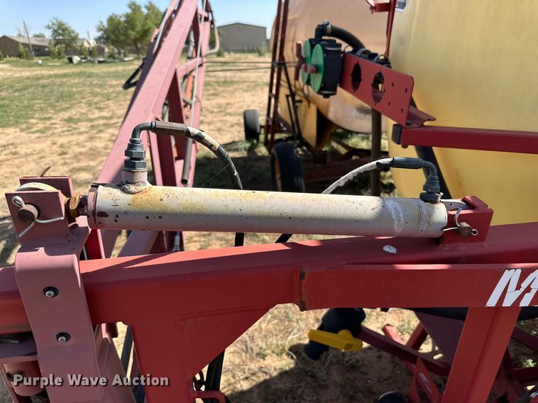 image for item DQ1467 Hardi MEGA 350  sprayer