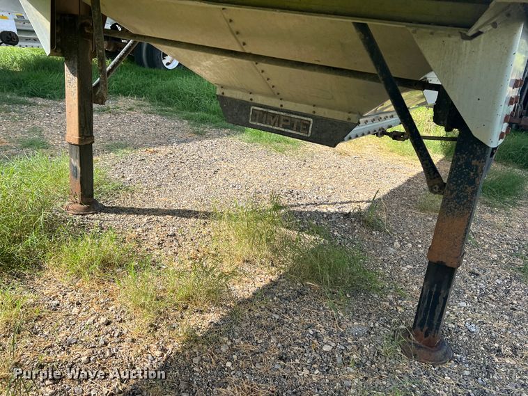 image for item DS2437 2005 Timpte Super Hopper  grain trailer