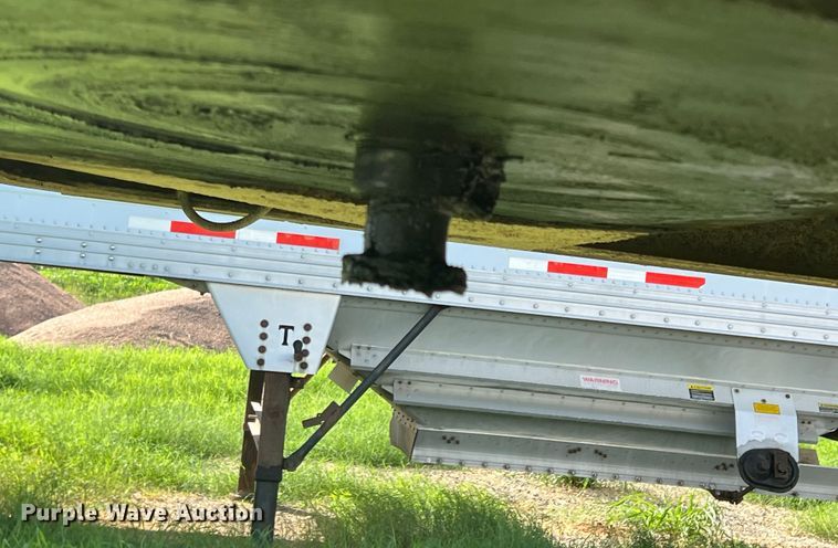 image for item DS2437 2005 Timpte Super Hopper  grain trailer