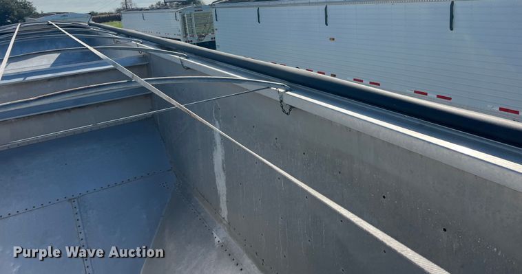 image for item DS2437 2005 Timpte Super Hopper  grain trailer