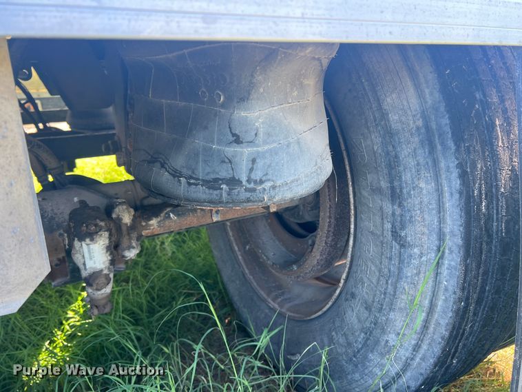 image for item DS2437 2005 Timpte Super Hopper  grain trailer