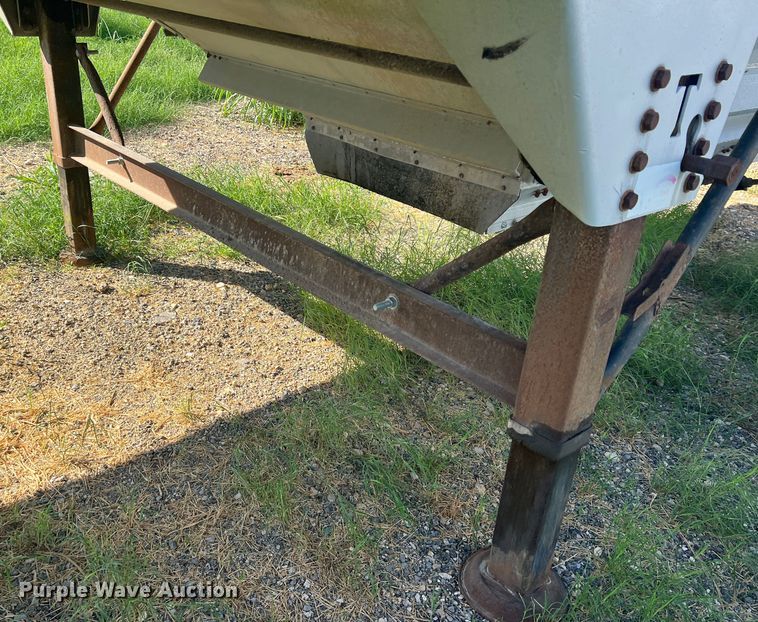 image for item DS2438 2006 Timpte Super Hopper  grain trailer