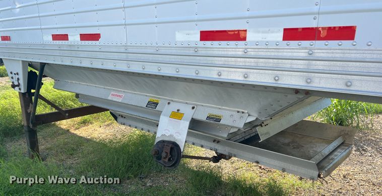 image for item DS2438 2006 Timpte Super Hopper  grain trailer
