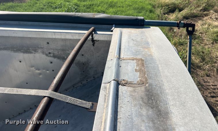 image for item DS2438 2006 Timpte Super Hopper  grain trailer