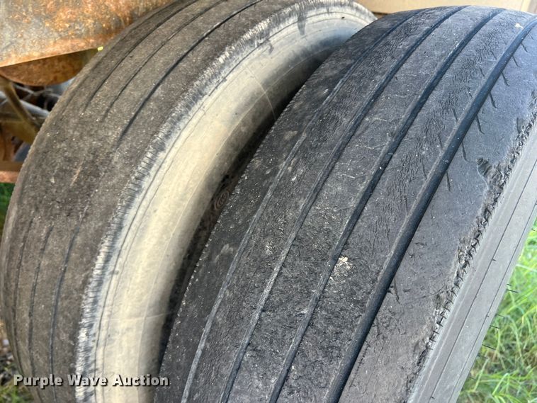 image for item DS2438 2006 Timpte Super Hopper  grain trailer