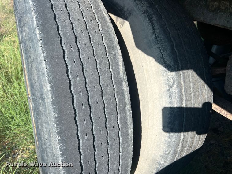 image for item DS2438 2006 Timpte Super Hopper  grain trailer