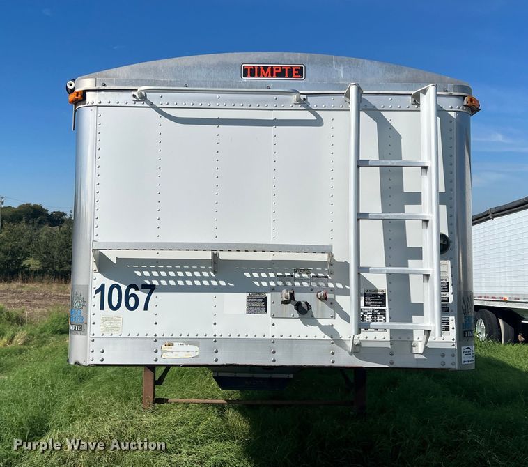 image for item DS2440 2008 Timpte Super Hopper  grain trailer