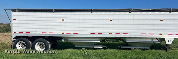 image for item DS2440 2008 Timpte Super Hopper  grain trailer