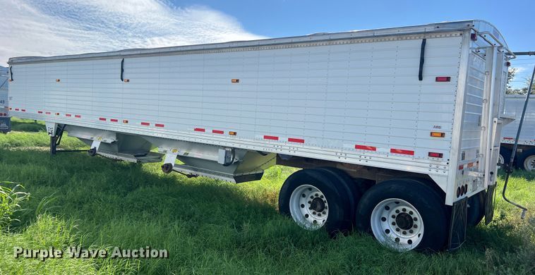 image for item DS2440 2008 Timpte Super Hopper  grain trailer