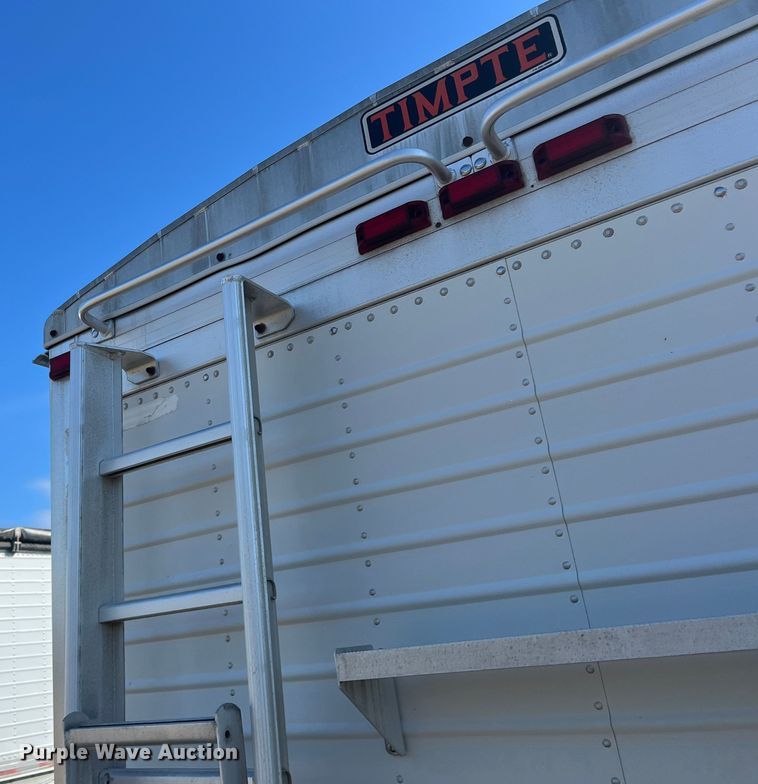image for item DS2440 2008 Timpte Super Hopper  grain trailer