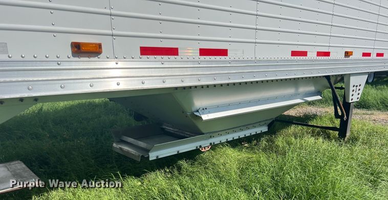 image for item DS2440 2008 Timpte Super Hopper  grain trailer