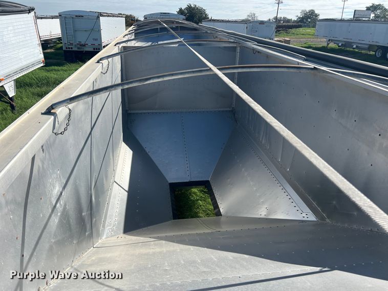 image for item DS2440 2008 Timpte Super Hopper  grain trailer