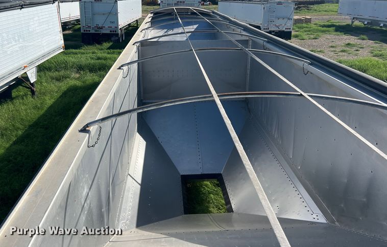 image for item DS2440 2008 Timpte Super Hopper  grain trailer