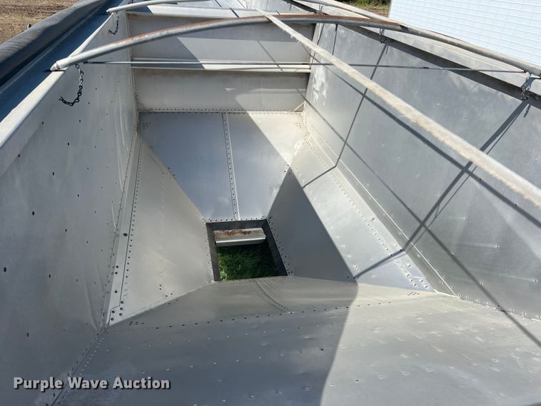 image for item DS2440 2008 Timpte Super Hopper  grain trailer