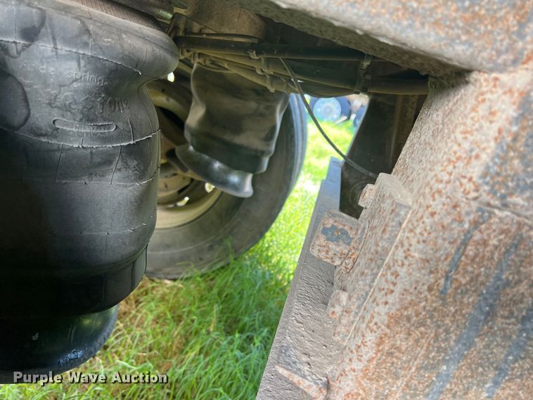 image for item DS2440 2008 Timpte Super Hopper  grain trailer