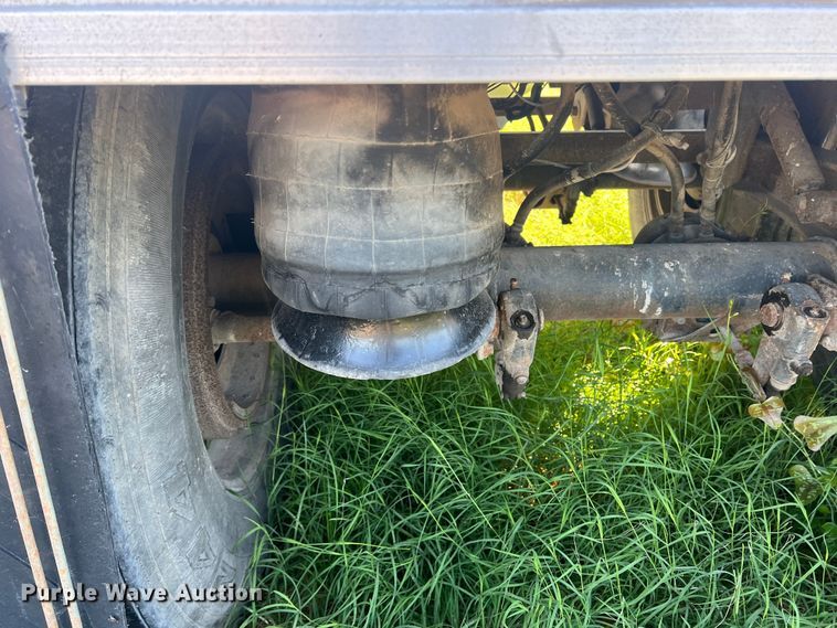 image for item DS2440 2008 Timpte Super Hopper  grain trailer