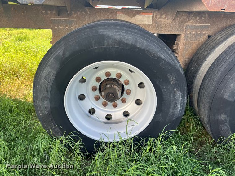 image for item DS2440 2008 Timpte Super Hopper  grain trailer