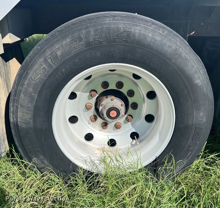 image for item DS2440 2008 Timpte Super Hopper  grain trailer