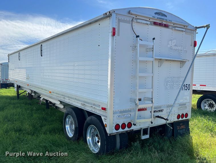 image for item DS2441 2005 Wilson DWH-500  grain trailer