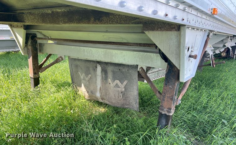image for item DS2441 2005 Wilson DWH-500  grain trailer