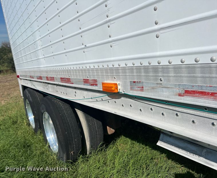 image for item DS2441 2005 Wilson DWH-500  grain trailer