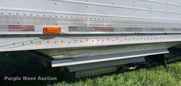 image for item DS2441 2005 Wilson DWH-500  grain trailer