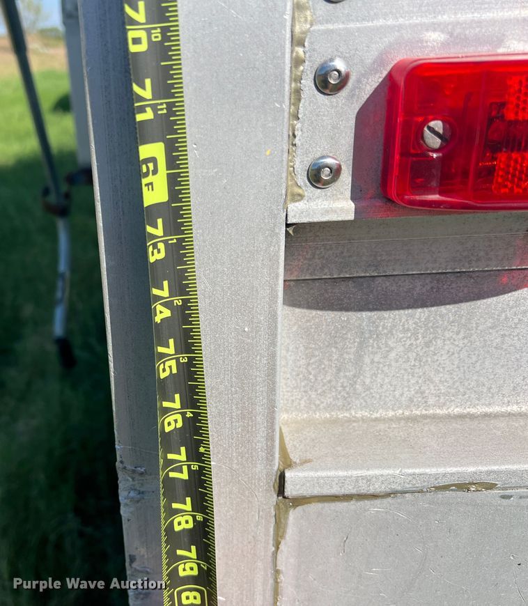 image for item DS2441 2005 Wilson DWH-500  grain trailer