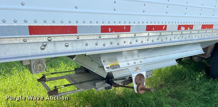 image for item DS2442 2004 Wilson DWH-500  grain trailer