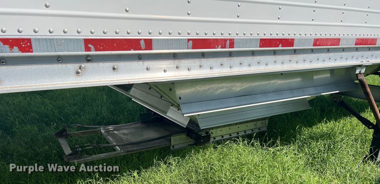 image for item DS2442 2004 Wilson DWH-500  grain trailer