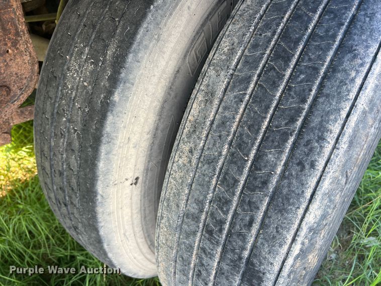 image for item DS2443 1996 Timpte Super Hopper  grain trailer