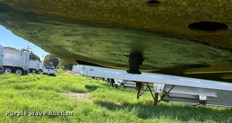 image for item DS2444 2000 Timpte Super Hopper  grain trailer