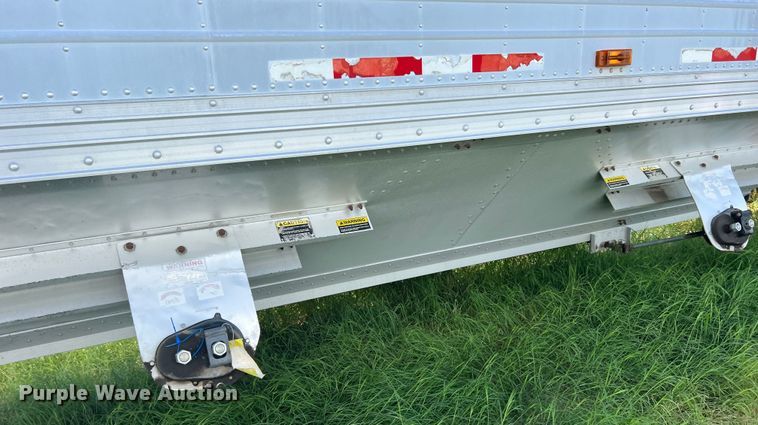 image for item DS2444 2000 Timpte Super Hopper  grain trailer