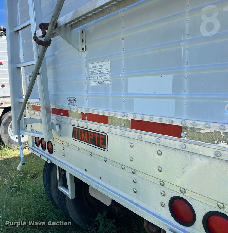 image for item DS2444 2000 Timpte Super Hopper  grain trailer