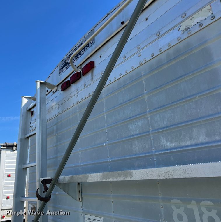 image for item DS2444 2000 Timpte Super Hopper  grain trailer