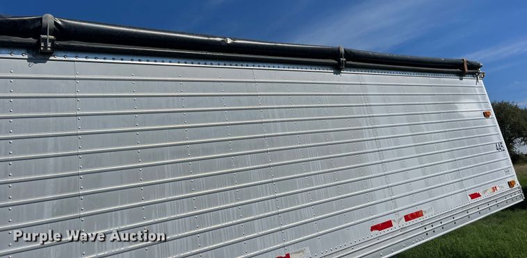 image for item DS2444 2000 Timpte Super Hopper  grain trailer