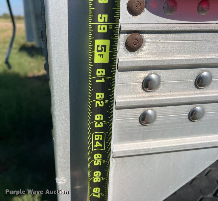 image for item DS2444 2000 Timpte Super Hopper  grain trailer