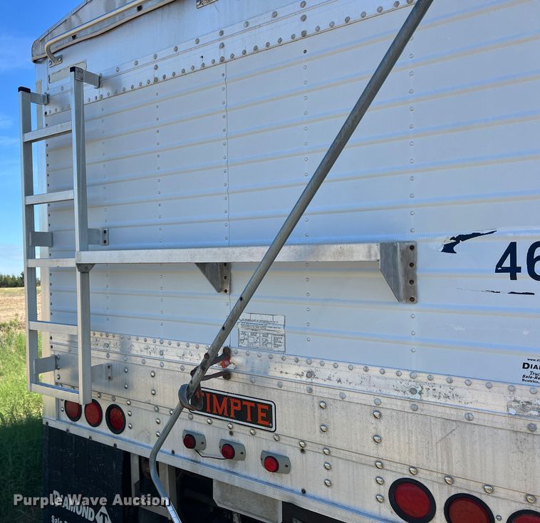image for item DS2446 1996 Timpte Super Hopper  grain trailer
