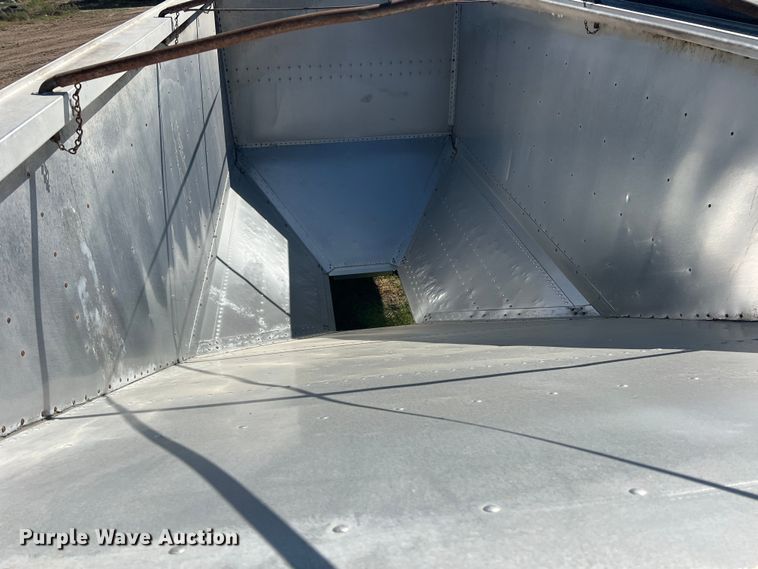 image for item DS2446 1996 Timpte Super Hopper  grain trailer