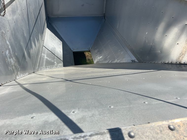 image for item DS2446 1996 Timpte Super Hopper  grain trailer