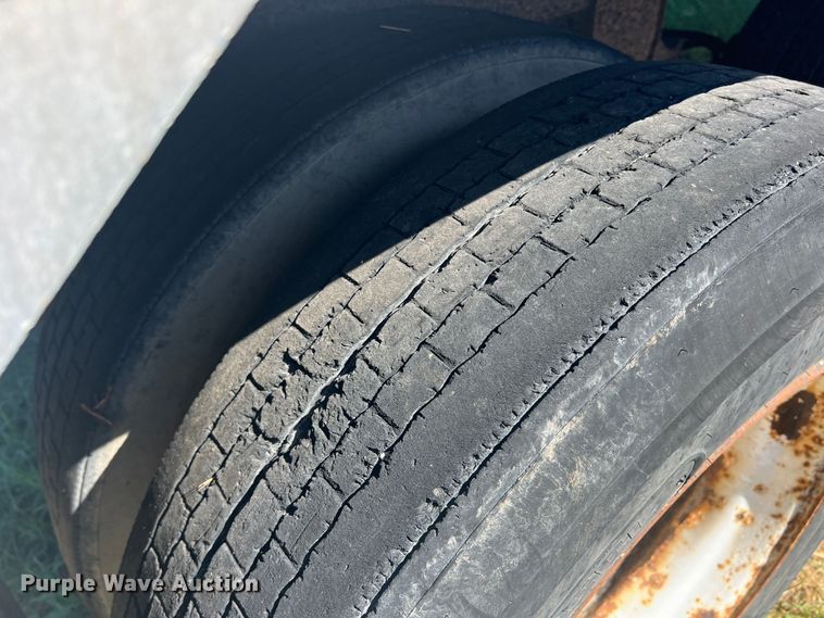 image for item DS2446 1996 Timpte Super Hopper  grain trailer