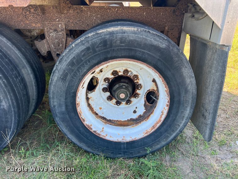 image for item DS2446 1996 Timpte Super Hopper  grain trailer