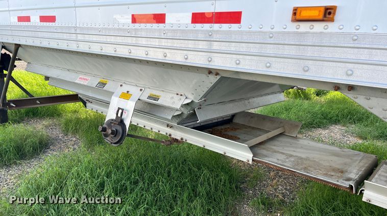 image for item DS2450 2007 Timpte Supper Hopper  grain trailer