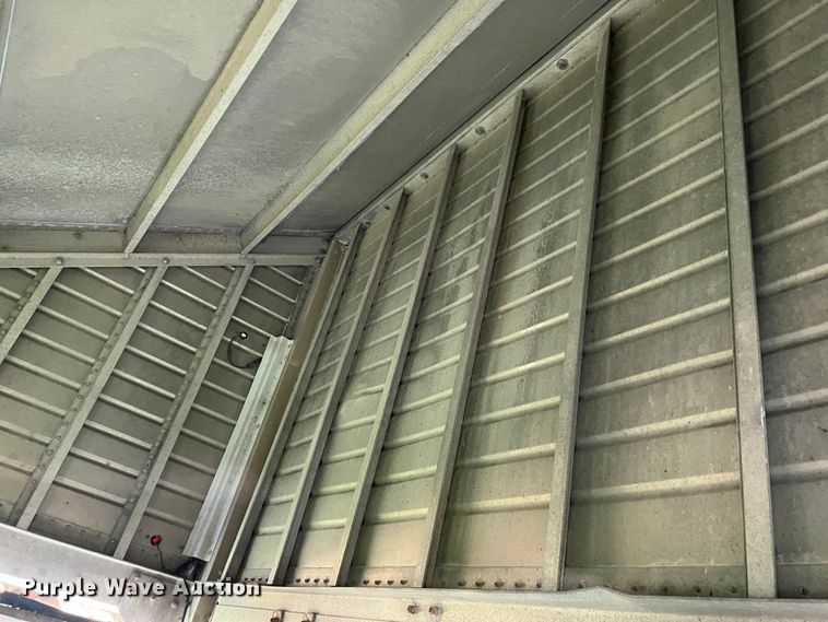 image for item DS2450 2007 Timpte Supper Hopper  grain trailer