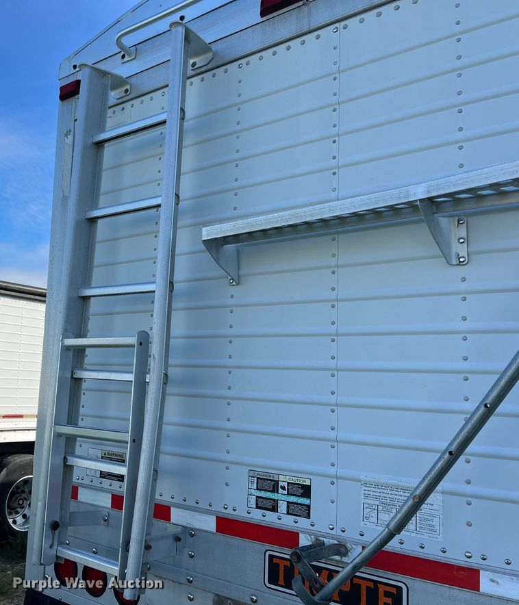 image for item DS2450 2007 Timpte Supper Hopper  grain trailer