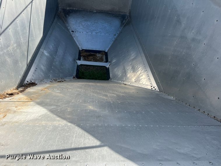 image for item DS2450 2007 Timpte Supper Hopper  grain trailer